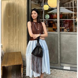 Minimalist Round Neck Satin Splicing Lantern Dress with Contrasting Colors and 3D Cut - Chic Fashion for Modern Style