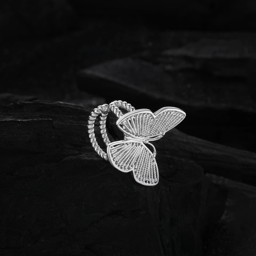 Minimalist Small Floral Wire Butterfly Ear Cuff - 2025 New High-End Light Luxury Versatile Earrings for Women