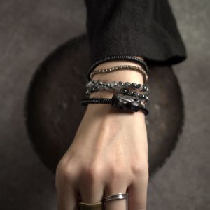 Mixed Design Black Sandalwood and Crystal Beaded Bracelet for Men, Versatile Jewelry Piece for Women, Unisex Fashion Accessory