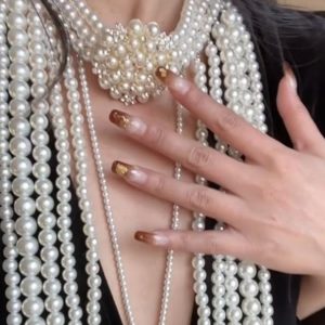 Multi-Layer Flower Pearl Necklace | Vintage Long Tassel Sweater Chain Accessory for Evening Wear, Boho and Creative Style