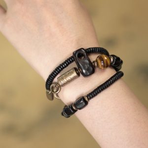 Multi-Layer Retro Black Sandalwood Bracelet for Men and Women - Unique Non-Fish Design, Trendy Personality Jewelry