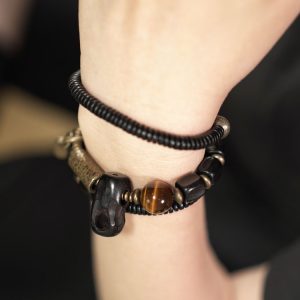 Multi-Layer Retro Black Sandalwood Bracelet for Men and Women - Unique Non-Fish Design, Trendy Personality Jewelry