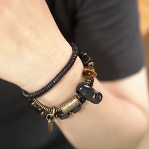Multi-Layer Retro Black Sandalwood Bracelet for Men and Women - Unique Non-Fish Design, Trendy Personality Jewelry