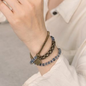 Multi-Layer Sugar Heart Agate Bracelet for Women - Versatile Retro Artistic Design, Non-Fish Home Personality Jewelry