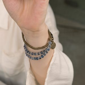 Multi-Layer Sugar Heart Agate Bracelet for Women - Versatile Retro Artistic Design, Non-Fish Home Personality Jewelry