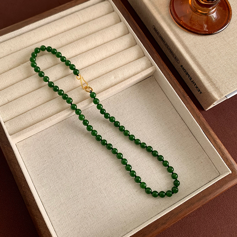 Multi-Wear Green Chalcedony Necklace - Chinese Style Long National Chain for Brightening Elegance - Y2K Inspired Fashion Accessory
