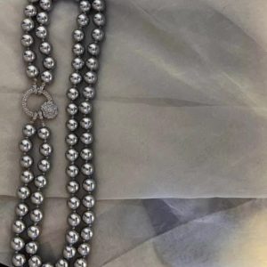 Multi-Wear Round Hoop Double-Layer Pearl Charm Collar Necklace - Elegant French Style Jewelry for Versatile Fashion Looks