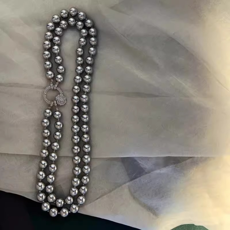 Multi-Wear Round Hoop Double-Layer Pearl Charm Collar Necklace - Elegant French Style Jewelry for Versatile Fashion Looks