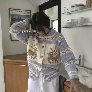 Nordic Retro Thick Knitted Sweater Coat in Cream - Winter Warm Deer Design, Low-Saturation Aesthetic, Cozy Fashion Essential