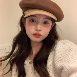Octagonal Woolen Duckbill Beret Hat for Women - Brimmed Painter's Style, New 2023 Fashion, Trendy and Chic Accessory