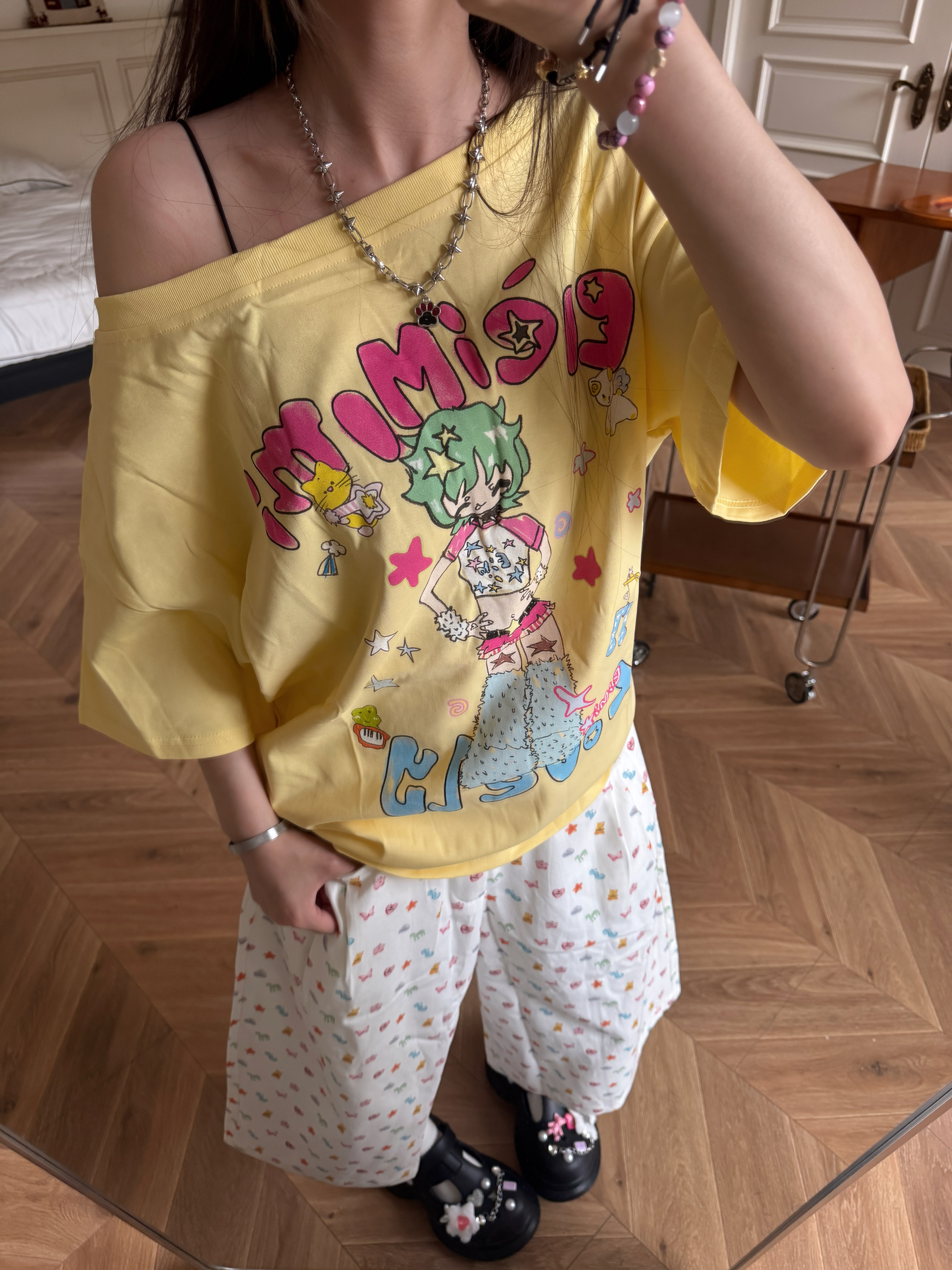 Off-Shoulder Cartoon Print Short Sleeve Women's Loose Casual Summer T-Shirt - Retro Street Style Inspired by 90s American Fashion