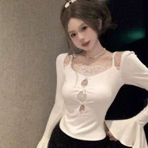 One-Shoulder Bell Sleeve Top with Lace Edge Splicing - Unique Two-Piece Look for Autumn and Winter Women's Fashion