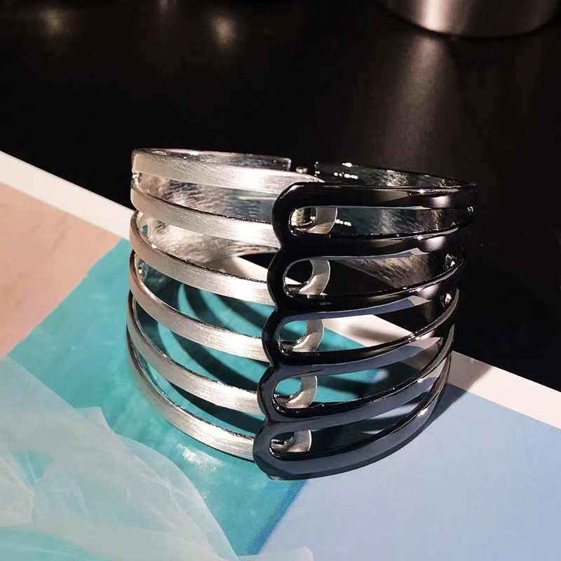 Openwork Wide Bracelet for Women - Light Luxury Minimalist Arm Band Accessory, High-End Aesthetic Jewelry Trend 2025