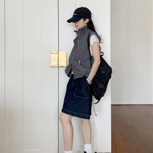 Outdoor Sleeveless Cycling Vest with Double-Sided Zipper - Windproof Layering for Hiking and Active Wear