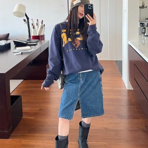 Oversized Vintage Distressed Navy Blue Sweatshirt for Women - 90s American Lazy Style Printed Round Neck Top