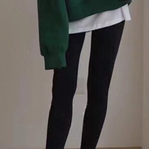 Petite High-Waisted Sweatshirt and Yoga Pants Set - Trendy Influencer Outfit for Autumn 2024, Stylish Two-Piece for Women