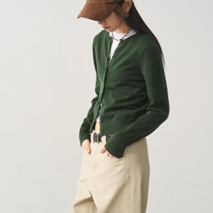 Petite Solid Color Knitted Cardigan for Women - Classic Versatile Short Style - Spring 2024 Fashion in Green