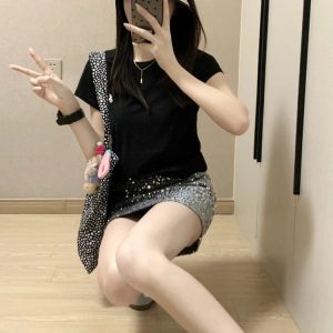 Petite Spicy Girl Black T-Shirt and Sequined Skirt Matching Set - Summer Outfit for Pear-Shaped Women, Y2K Style