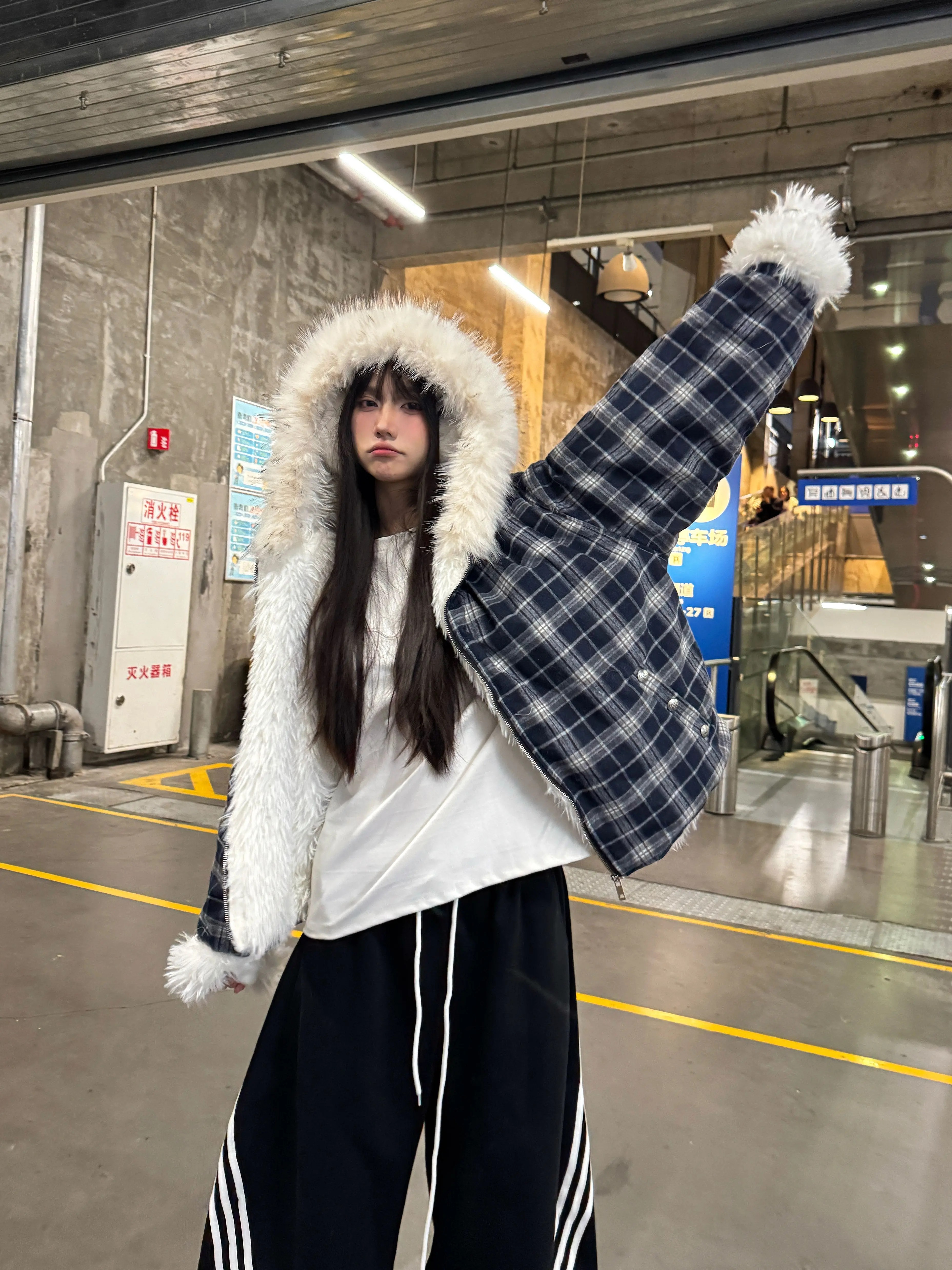 Plaid Hooded Cotton Coat with Fur Collar, Thickened Plush Winter Outerwear, American Style Lazy Chic Jacket