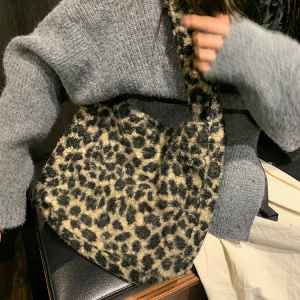 Plush Checkered Leopard Print Tote Bag - Large Capacity Shoulder Bag for 2024, Trendy Ins-Style Fashion Accessory