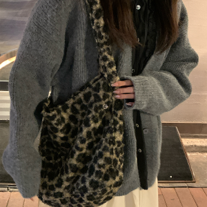 Plush Checkered Leopard Print Tote Bag - Large Capacity Shoulder Bag for 2024, Trendy Ins-Style Fashion Accessory