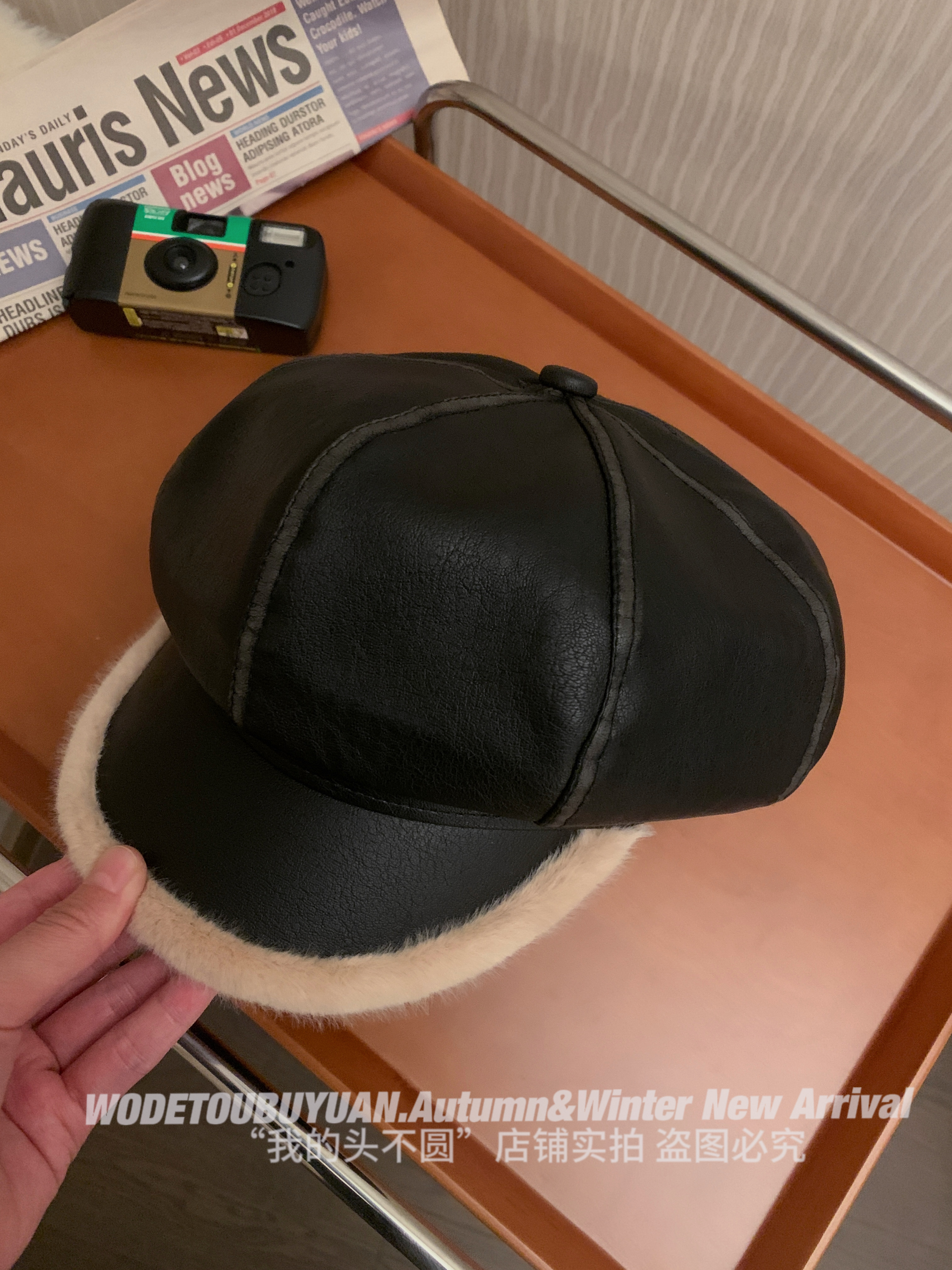 Plush PU Leather Spliced Octagonal Hat for Women - Warm Face-Shaping Thickened Beret for Autumn and Winter Fashion