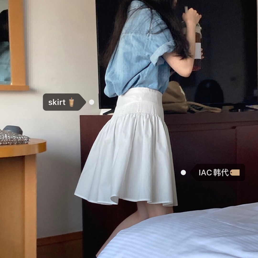 Puffy Princess Dress with High-Waisted Flared Skirt – Lively Korean Style for a Charming 90s Look
