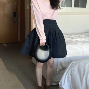 Puffy Princess Dress with High-Waisted Flared Skirt – Lively Korean Style for a Charming 90s Look