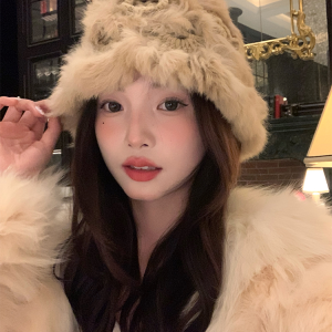 Rabbit Fur Fisherman Hat for Women - Thick Knit Winter Hat 2024, Warm and Stylish for Autumn, Flattering Face Shape