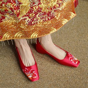 Red Embroidered Chinese Wedding Shoes - Flat-Soled Xiuhe Bride Shoes for Tea Ceremony, Low-Heeled Qipao Footwear, Comfortable Design