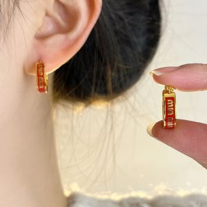 Red Enamel Drip Glaze 'M' Circle Earrings - Light Luxury High-End Unique Ear Hoops for Trendy Fashion Lovers
