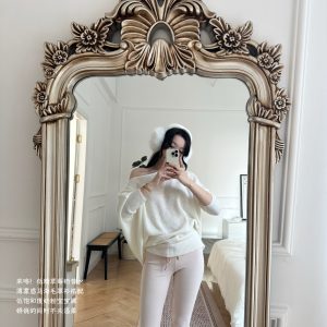 Red Rose and White Jasmine Mohair Sweater - Two-Color Floral Knit Top for a Bright and Beautiful Look, Perfect for Y2K Style