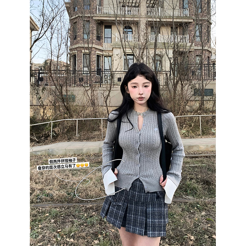 Retro Academy Style Slim Fit Cardigan Sweater Coat for Women - Noble Young Lady Knitted Top in Vintage Chic Design