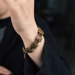 Retro Agate Candy Stone Bracelet for Men and Women - Trendy Versatile Accessory, Niche Design Jewelry