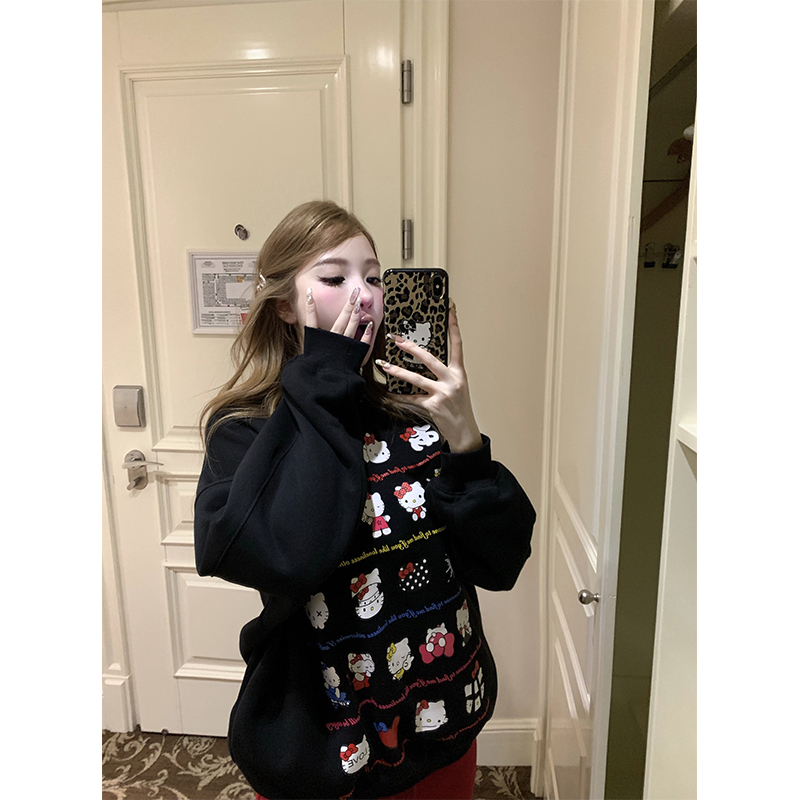 Retro Black Loose Fit Fleece Sweatshirt for Women - Cozy Round Neck Pullover Top in Lazy Style, Perfect for Y2K and Casual Looks