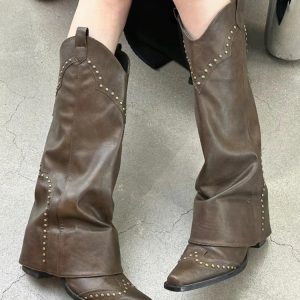 Retro Brown Studded Ankle Boots for Women - V-Shaped Chunky Heels, Slimming Western Cowboy Style, Autumn 2023 Fashion