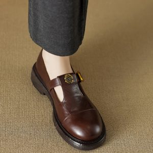 Retro Camellia Leather Mary Jane Shoes for Women - Thick-Soled, Medium Heel, Slip-On, Round Toe, College Style Flats