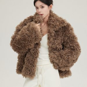 Retro Coffee Color Short Curly Thick Coat for Women - Loose Warm Slimming Jacket, Y2K Style Outerwear