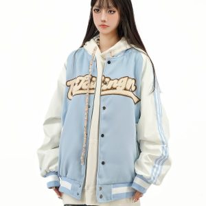 Retro Color-Blocked Striped Baseball Jacket for Men and Women - Loose Fit, American Style, Trendy Autumn Outerwear