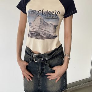 Retro Color-Blocking Spicy Girl Cropped T-Shirt - Slim Fit Short Sleeve Top for a 2023 American Style Look
