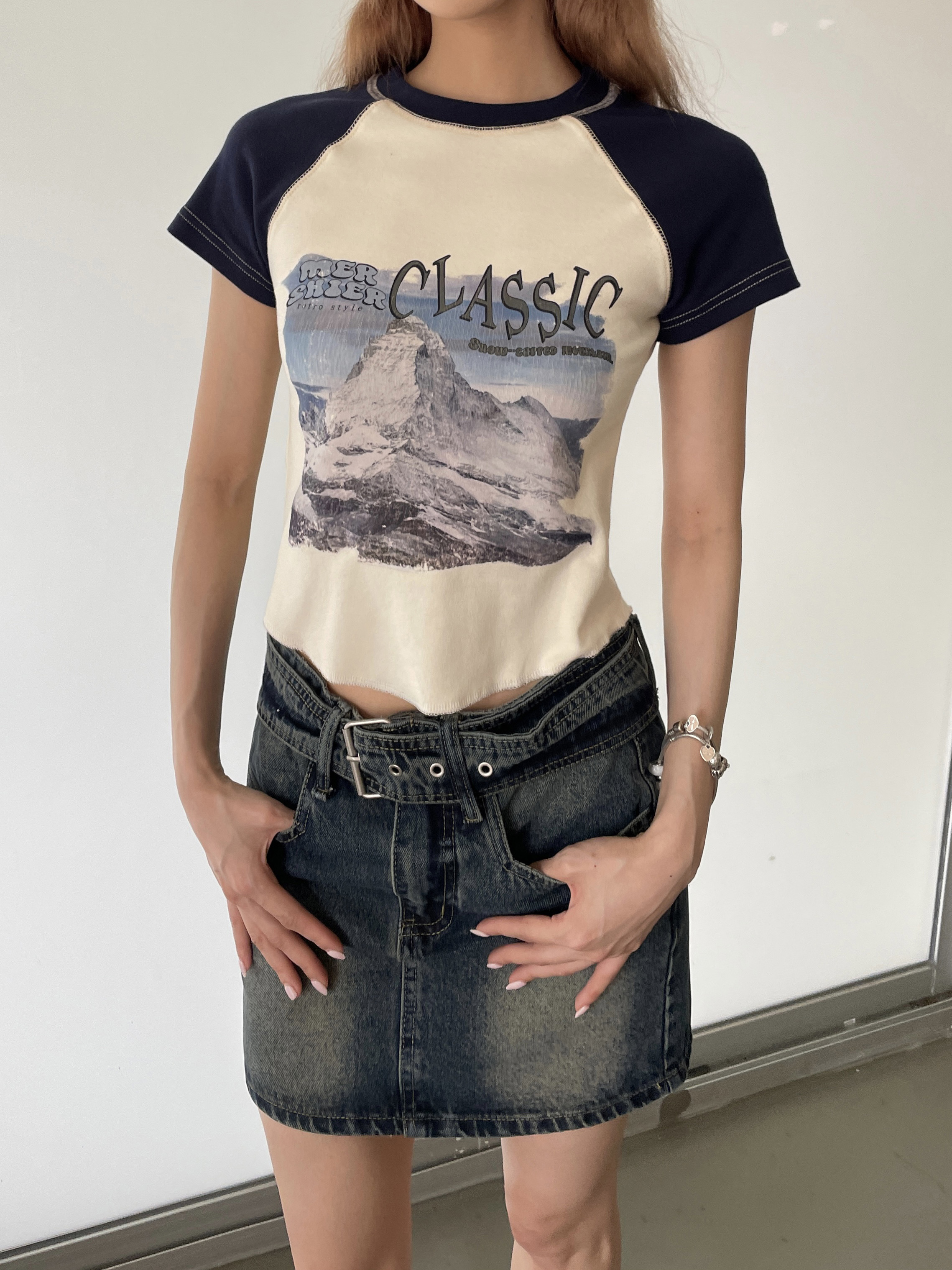 Retro Color-Blocking Spicy Girl Cropped T-Shirt - Slim Fit Short Sleeve Top for a 2023 American Style Look