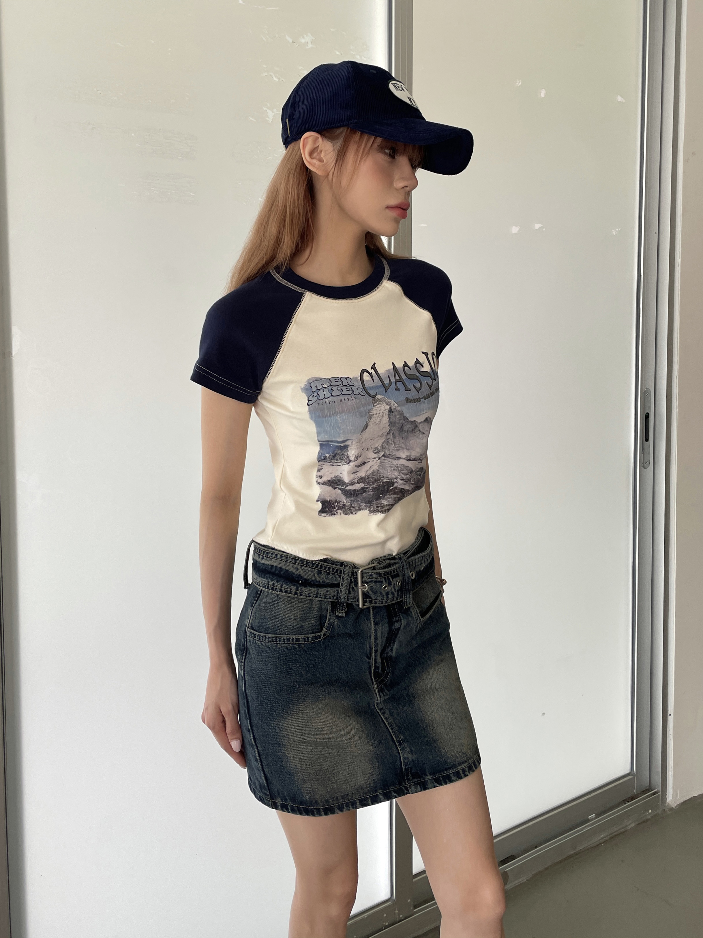 Retro Color-Blocking Spicy Girl Cropped T-Shirt - Slim Fit Short Sleeve Top for a 2023 American Style Look