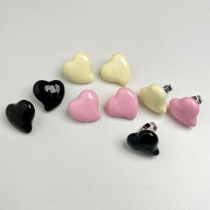 Retro Cream Big Heart Open Ring for Women - European American Niche Design, Light Luxury High-End Couple Band
