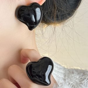 Retro Cream Big Heart Open Ring for Women - European American Niche Design, Light Luxury High-End Couple Band