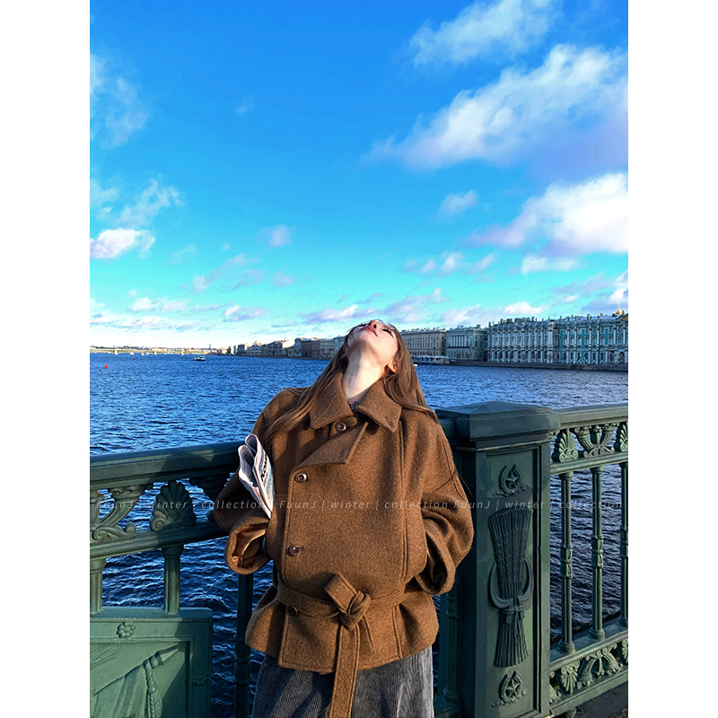 Retro Double-Breasted Short Woolen Coat for Women - High-End Aristocrat Style, 90s Inspired Fashion
