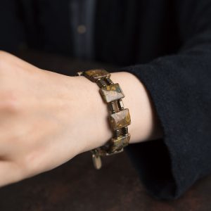 Retro Double-Layer Agate Candy Stone Bracelet for Women - Trendy Versatile Unisex Design, Personalized Fashion Accessory