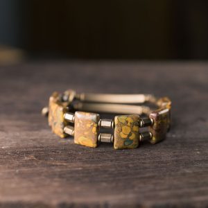 Retro Double-Layer Agate Candy Stone Bracelet for Women - Trendy Versatile Unisex Design, Personalized Fashion Accessory