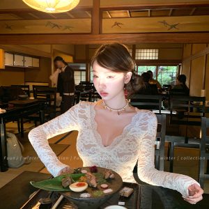 Retro Fishing Series Women's V-Neck Lace Base Shirt - Waist-Cinching Slim Fit Top, Perfect for Y2K and 90s Style Fashion