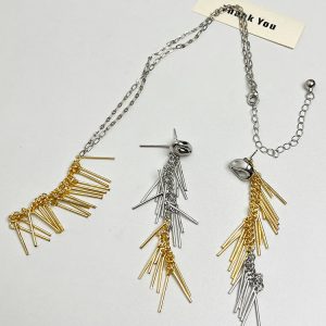 Retro Gold and Silver Color-Blocking Tassel Asymmetrical Long Earrings for Women - Light Luxury High-End Fashion Jewelry
