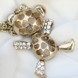 Retro Gold Hollow Bear Necklace with Full Diamonds - Colorful Glazed Animal Sweater Chain Jewelry for a Unique Statement